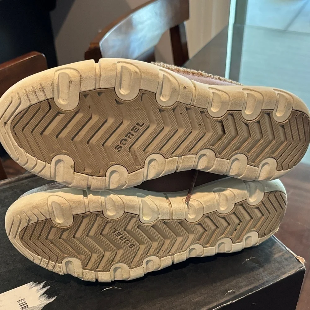 Sorel Explorer II Joan Cozy Brown Boots